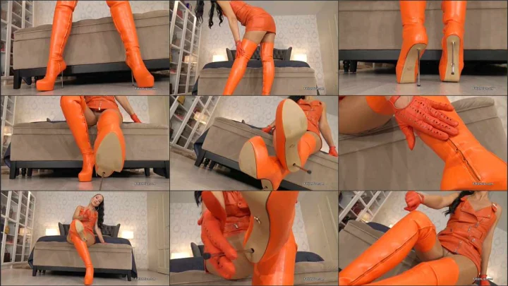 Screenshot 1 aus Fetisch Liza - Orange Oberschenkelstiefel JOI